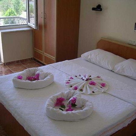 Junior Ozalp Hotel Dalyan Eksteriør billede